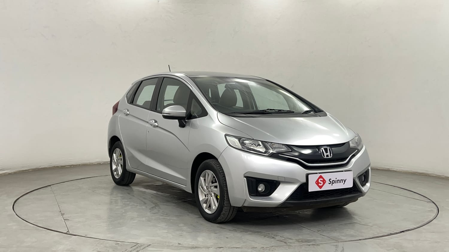 Used 2018 Honda Jazz V Diesel Diesel Manual exterior RIGHT FRONT CORNER VIEW