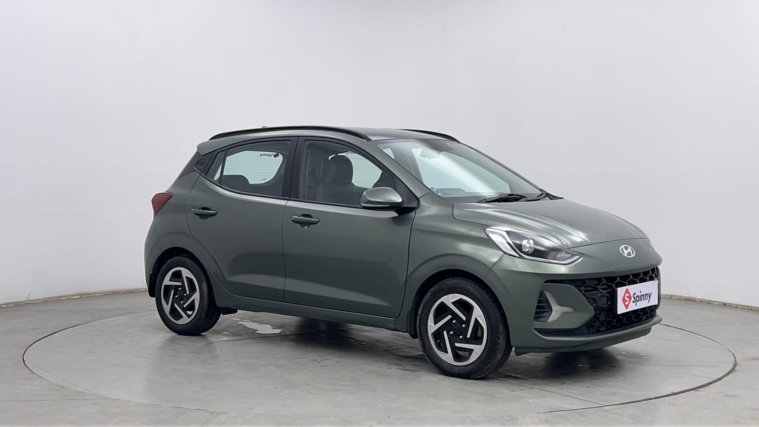 Used 2023 Hyundai Grand i10 Nios Sportz 1.2 Kappa VTVT Petrol Manual exterior RIGHT FRONT CORNER VIEW