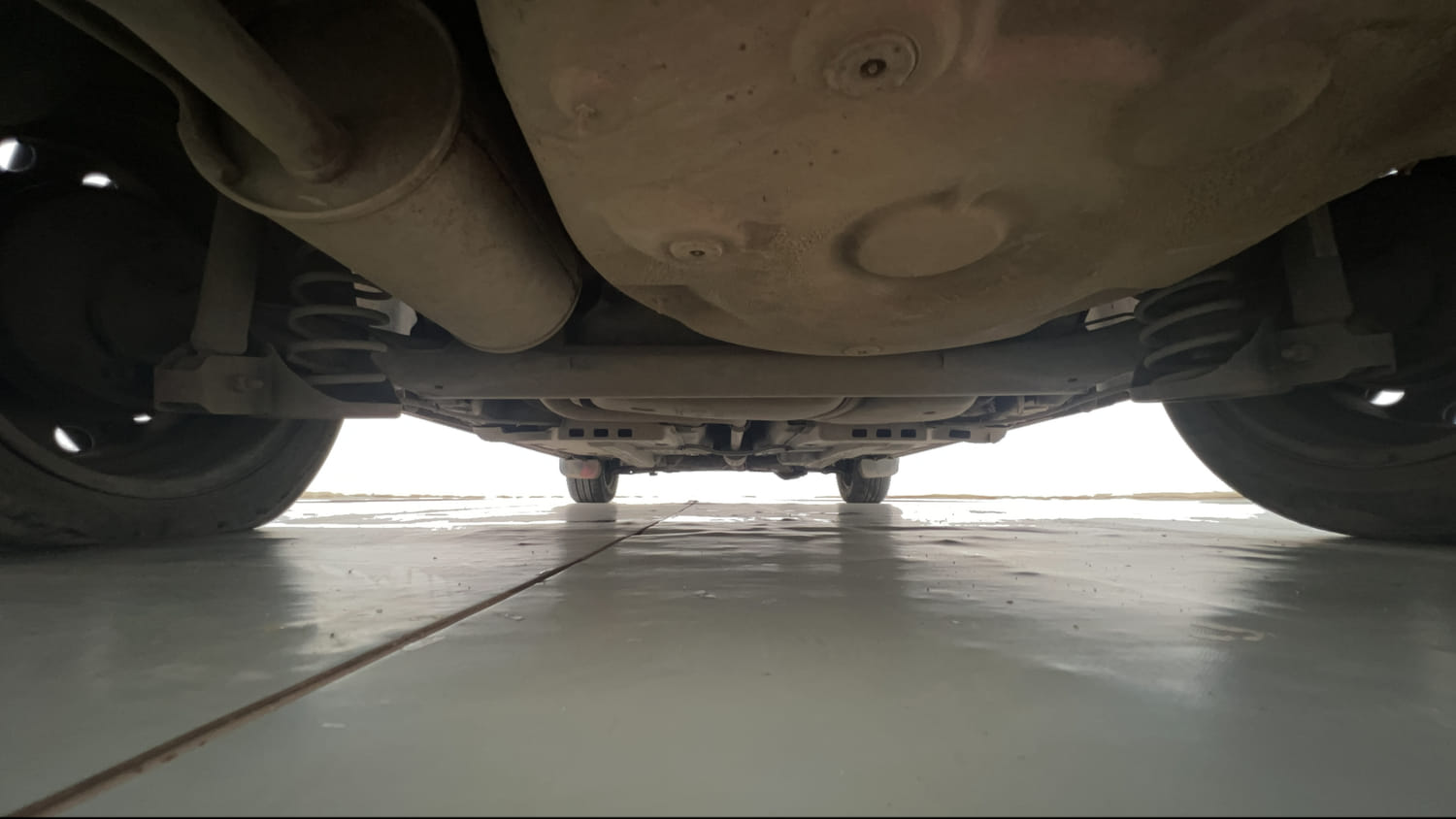 Used 2012 Volkswagen Polo Comfortline 1.2L (P) Petrol Manual extra REAR UNDERBODY VIEW (TAKEN FROM REAR)
