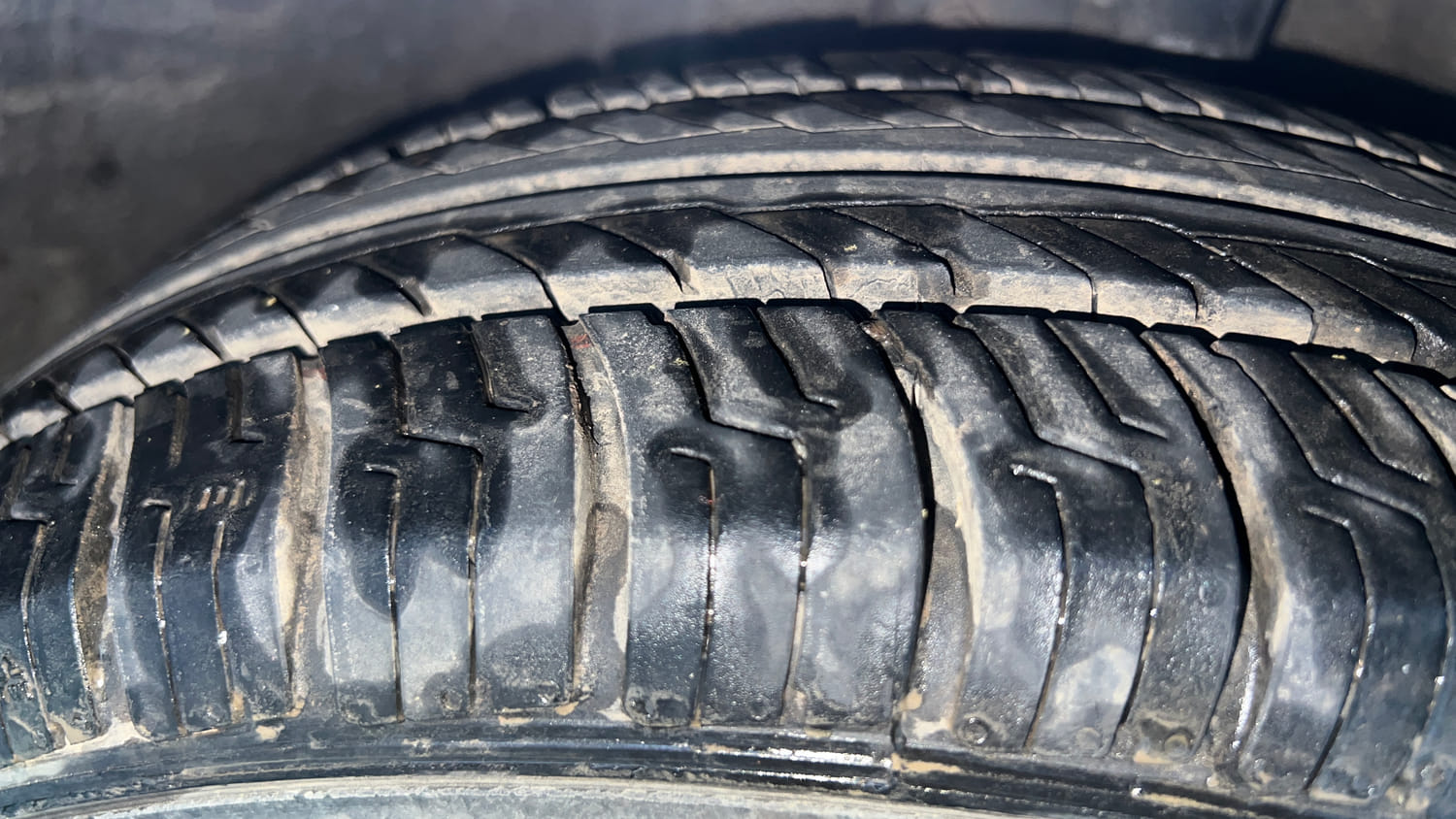 Used 2014 Maruti Suzuki Celerio VXi Petrol Manual tyres RIGHT FRONT TYRE TREAD VIEW
