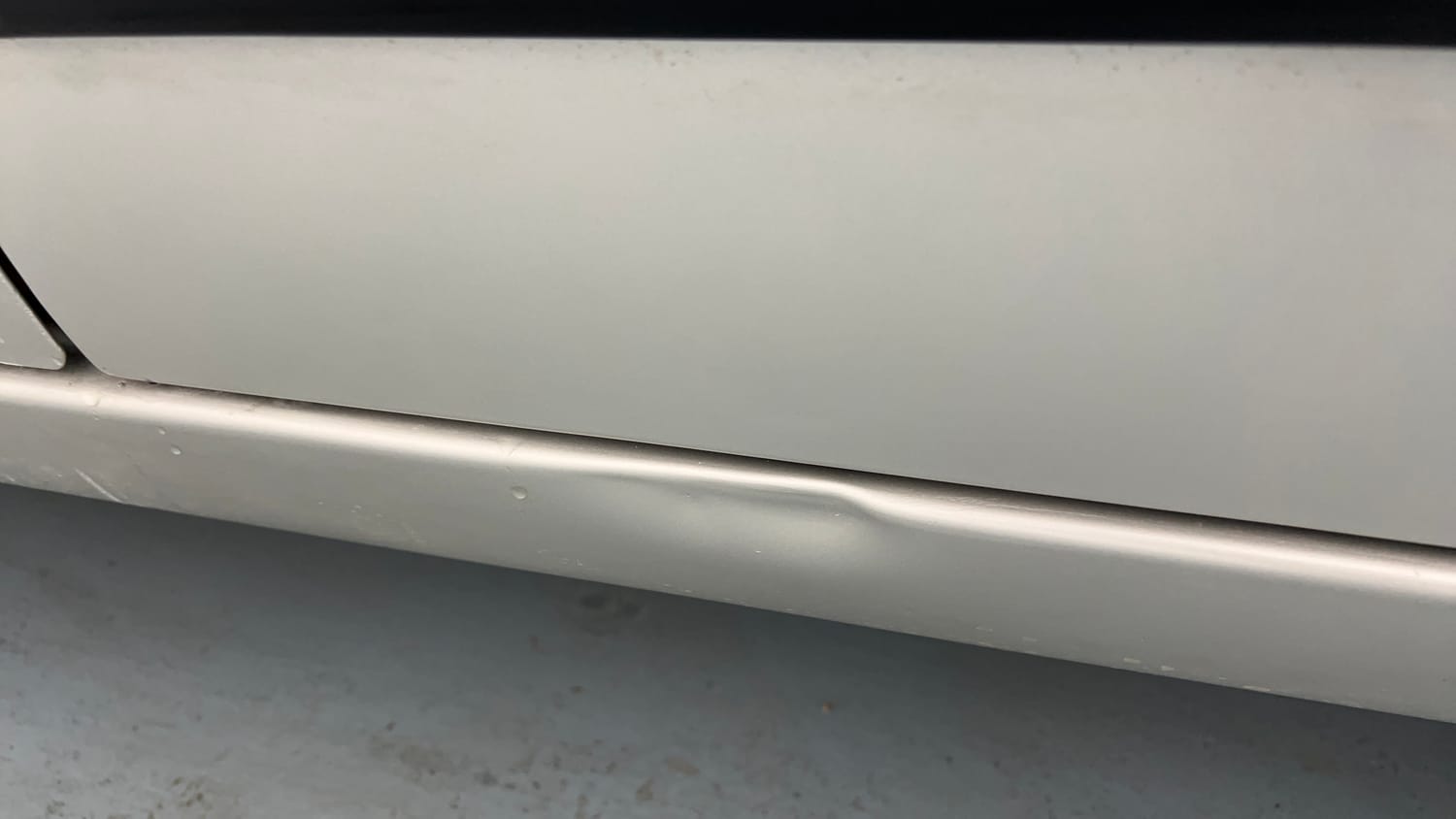 Used 2018 Maruti Suzuki Wagon R 1.0 VXI AMT Petrol Automatic dents MINOR DENT
