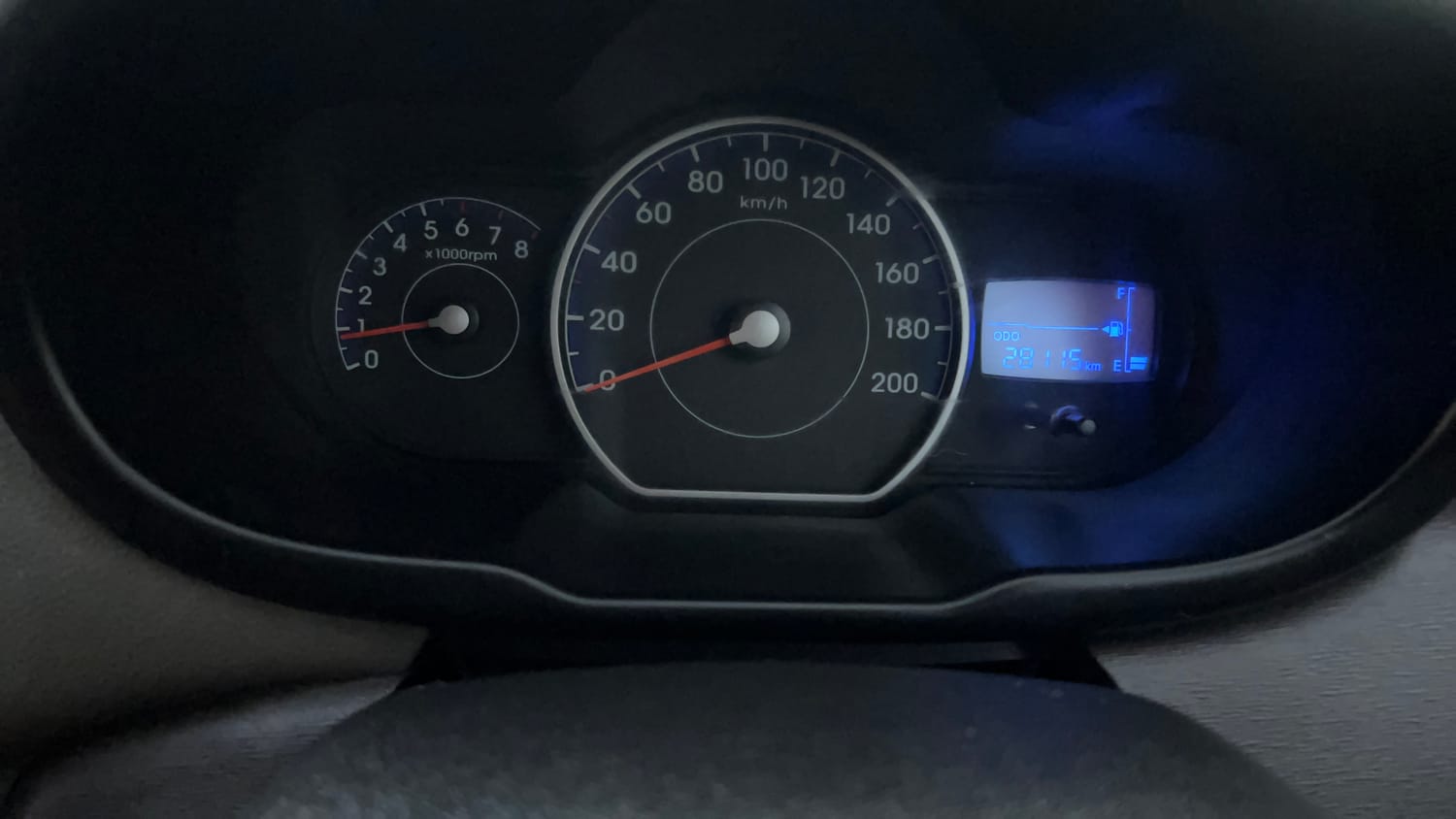 Used 2015 Hyundai i10 Magna 1.1 iRDE2 Petrol Manual interior CLUSTERMETER VIEW
