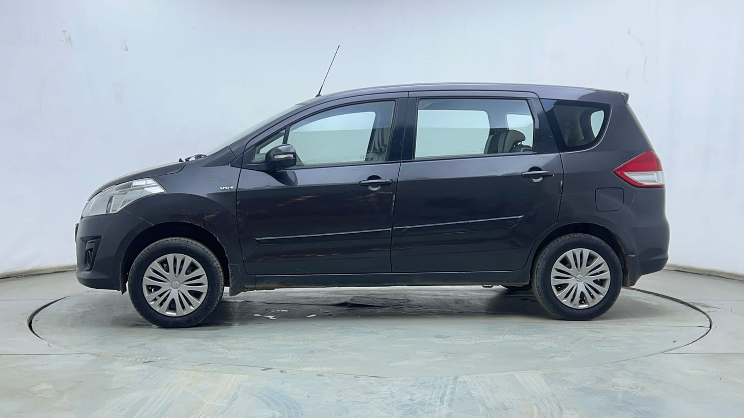 Used 2013 Maruti Suzuki Ertiga Vxi Petrol Manual exterior LEFT SIDE VIEW