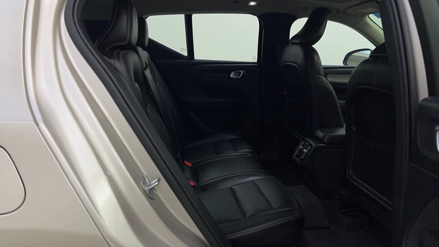 Used 2023 Volvo XC40 B4 Ultimate Petrol Automatic interior RIGHT SIDE REAR DOOR CABIN VIEW