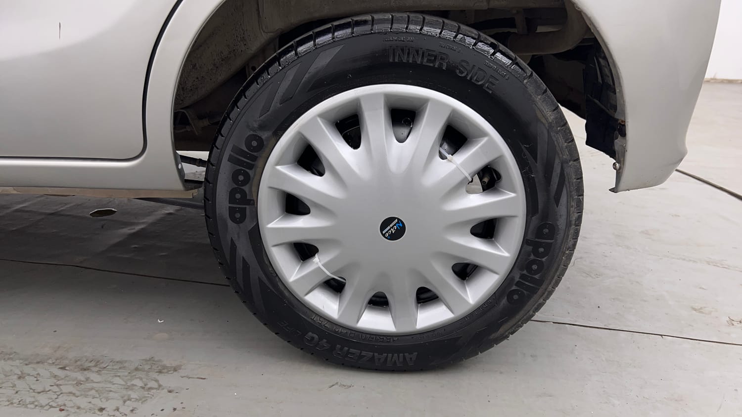 Used 2015 Maruti Suzuki Alto K10 VXi Petrol Manual tyres LEFT REAR TYRE RIM VIEW