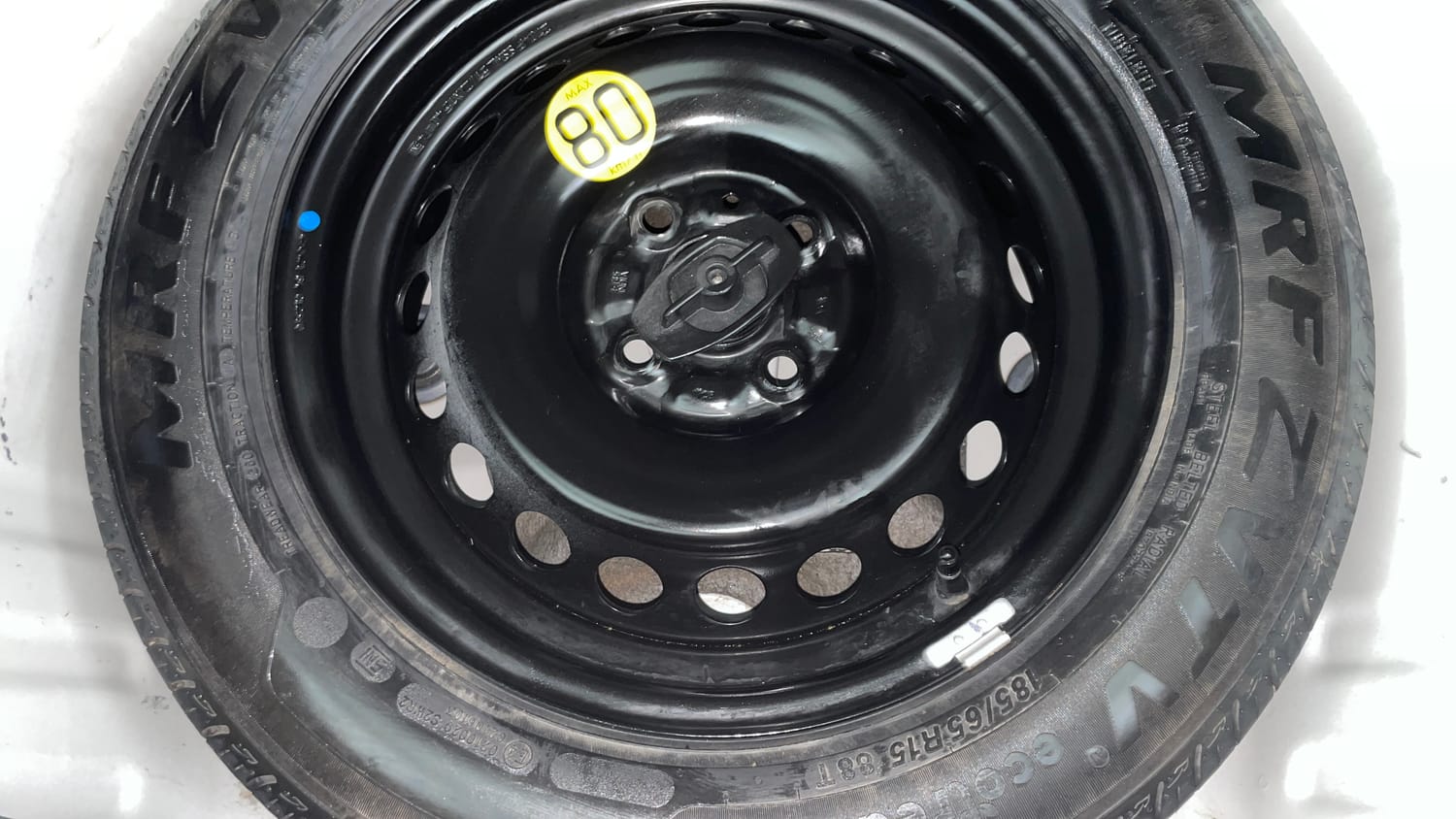 Used 2021 Maruti Suzuki Baleno Zeta Petrol Manual tyres SPARE TYRE VIEW