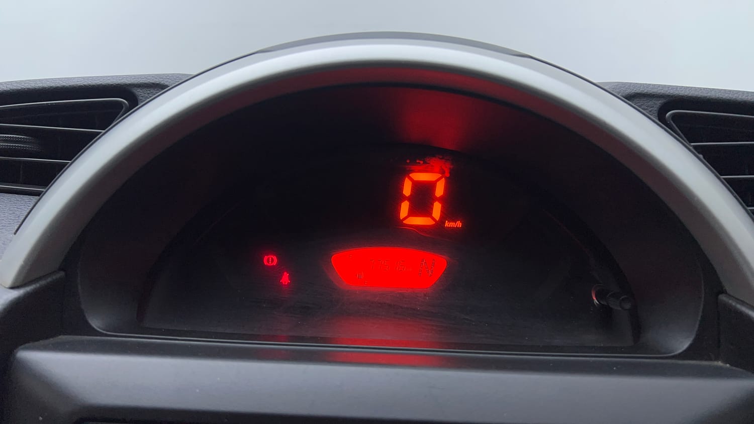 Used 2019 Maruti Suzuki S-Presso VXi Plus AMT Petrol Automatic interior CLUSTERMETER VIEW