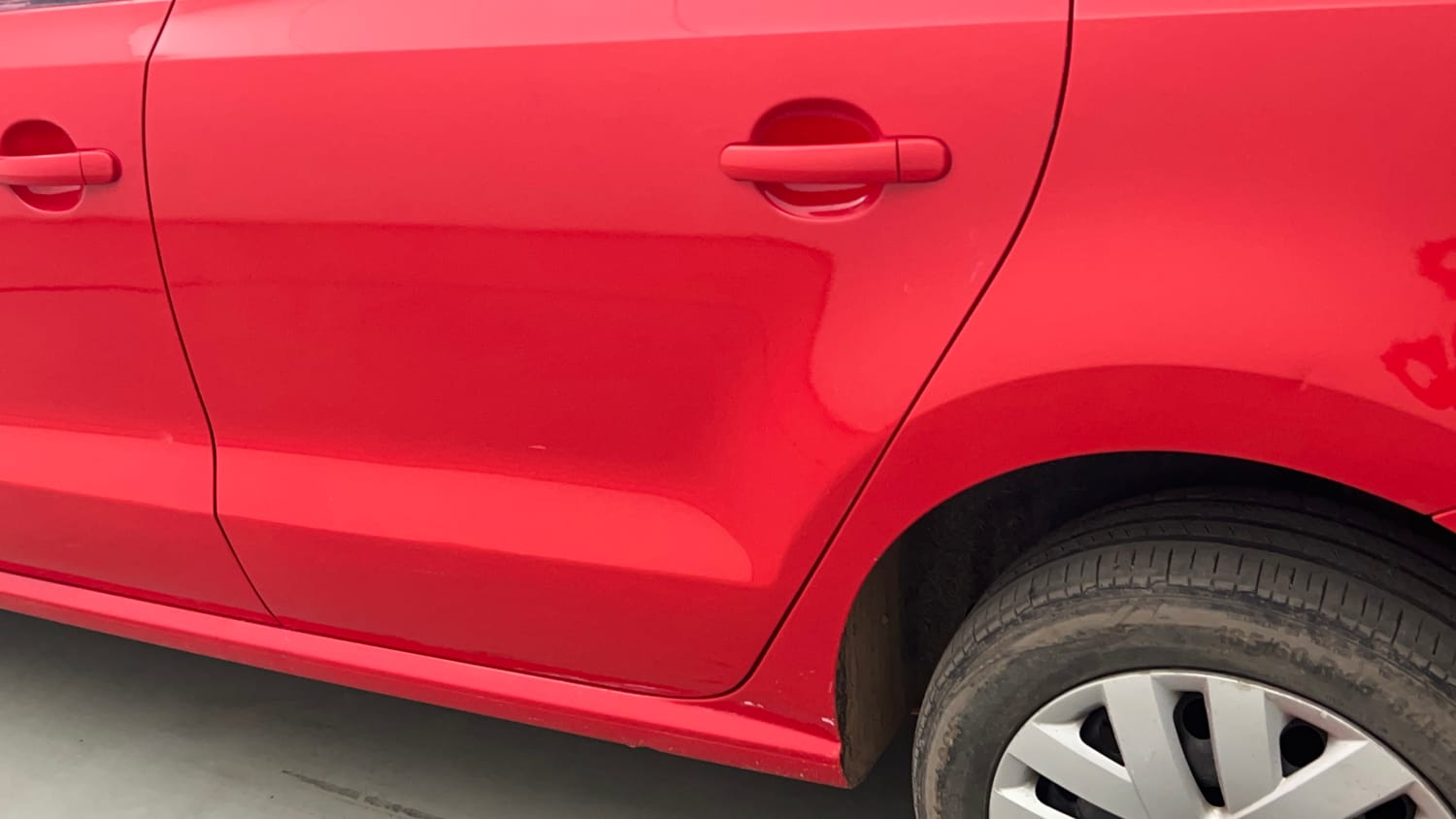 Used 2012 Volkswagen Polo Comfortline 1.2L (P) Petrol Manual dents MINOR SCRATCH