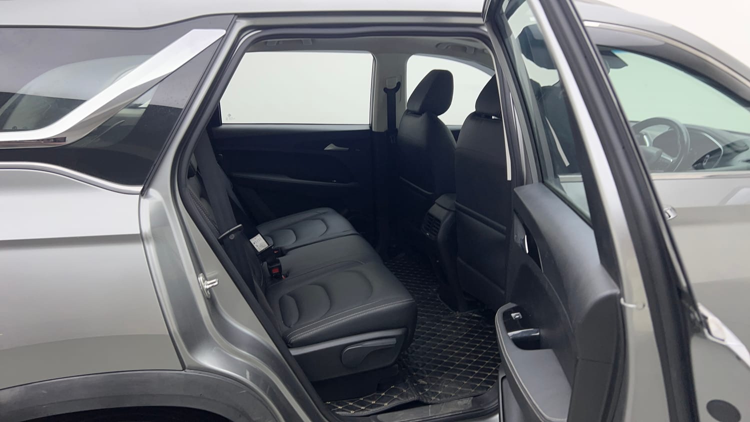 Used 2019 MG Motors Hector Sharp 1.5 DCT Petrol Petrol Automatic interior RIGHT SIDE REAR DOOR CABIN VIEW