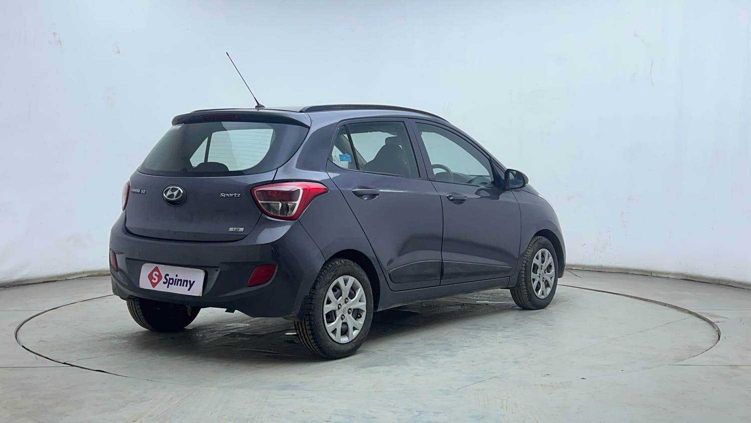 Used 2015 Hyundai Grand i10 Sportz 1.2 Kappa VTVT Petrol Manual exterior RIGHT REAR CORNER VIEW