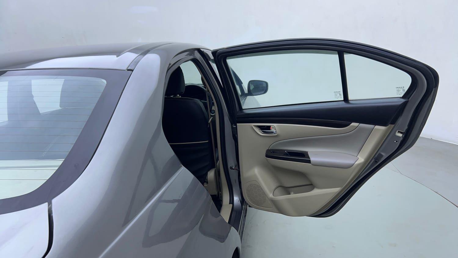 Used 2017 Maruti Suzuki Ciaz Zeta 1.3 Hybrid Diesel Manual interior RIGHT REAR DOOR OPEN VIEW