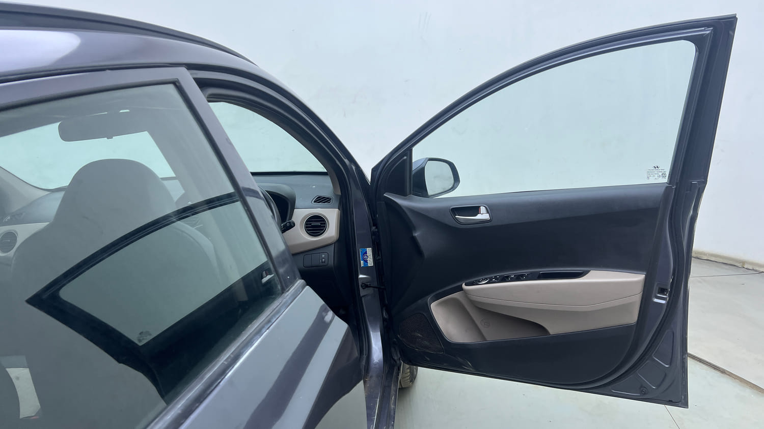 Used 2015 Hyundai Grand i10 Sportz 1.2 Kappa VTVT Petrol Manual interior RIGHT FRONT DOOR OPEN VIEW