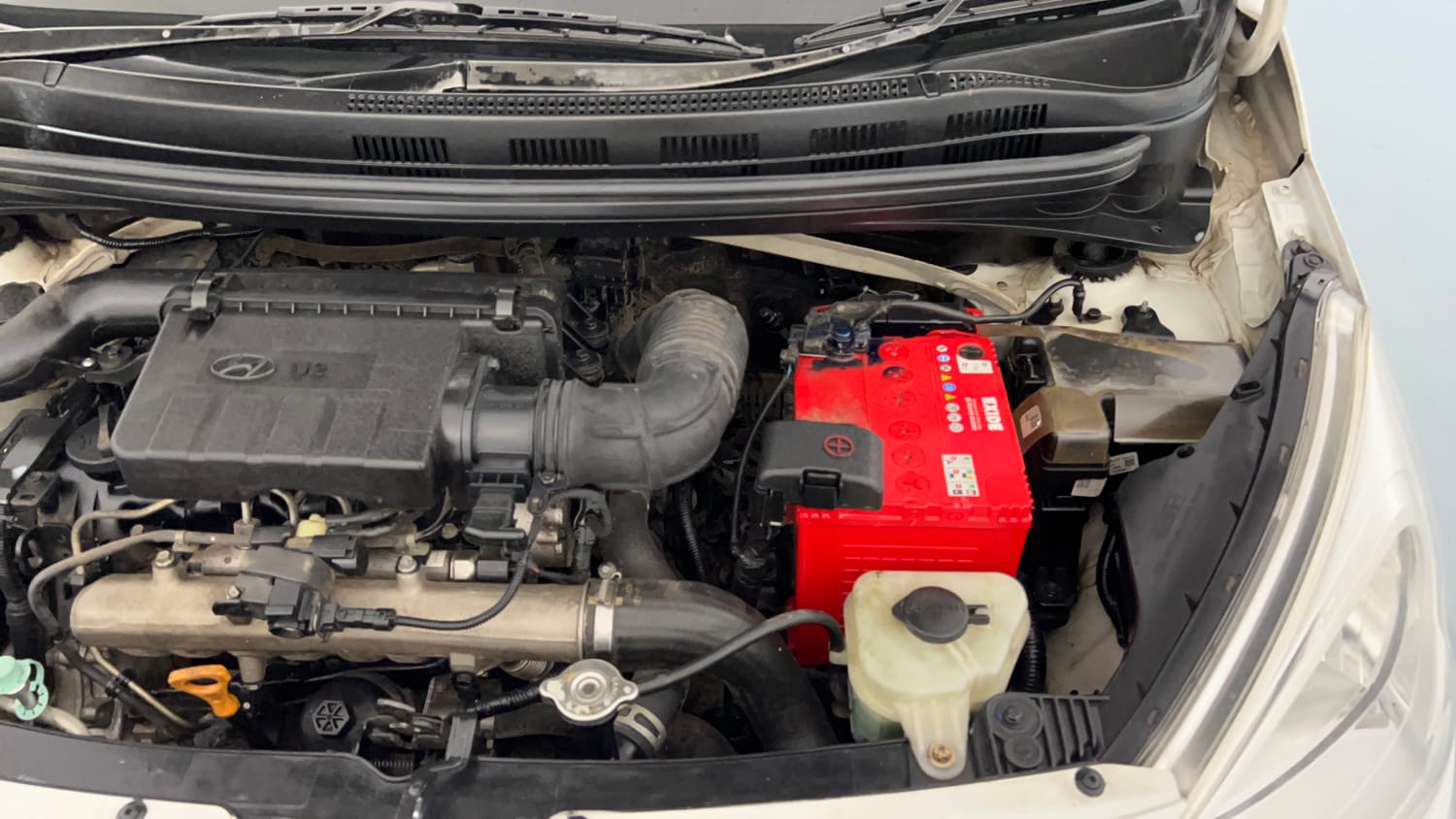 Used 2017 Hyundai Grand i10 Magna U2 1.2 CRDi Diesel Manual engine ENGINE LEFT SIDE VIEW