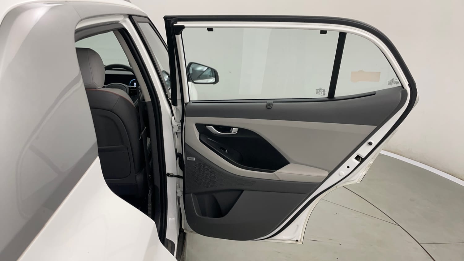 Used 2025 Hyundai Creta 1.5 MPi Petrol MT SX(O) Petrol Manual interior RIGHT REAR DOOR OPEN VIEW