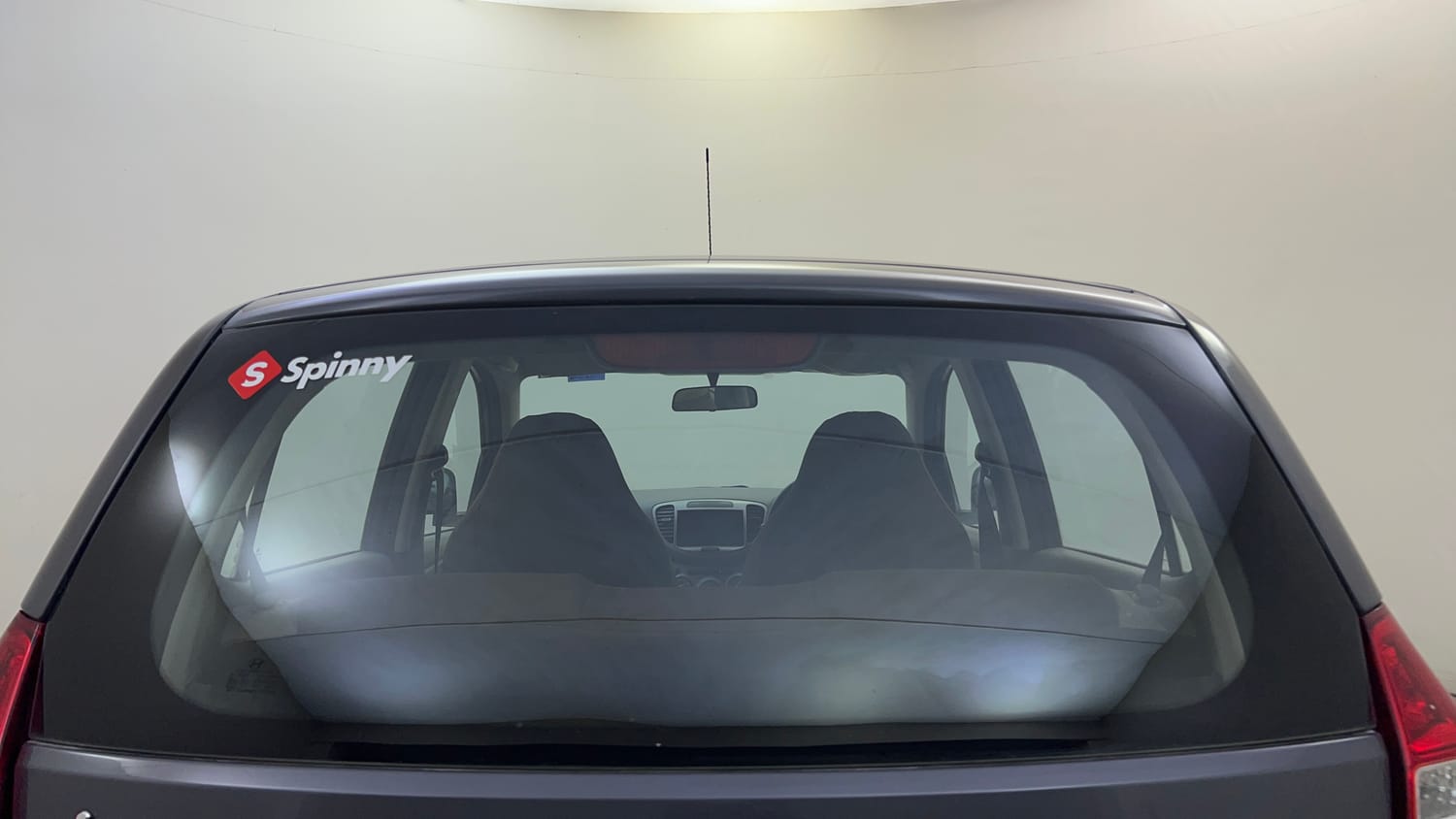 Used 2015 Hyundai i10 Magna 1.1 iRDE2 Petrol Manual exterior BACK WINDSHIELD VIEW