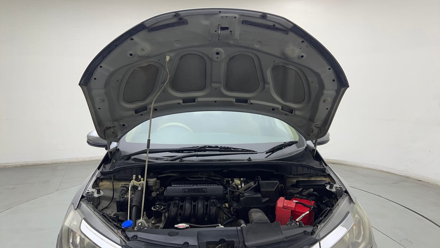 Used 2019 Honda City V CVT Petrol Petrol Automatic engine ENGINE & BONNET OPEN FRONT VIEW