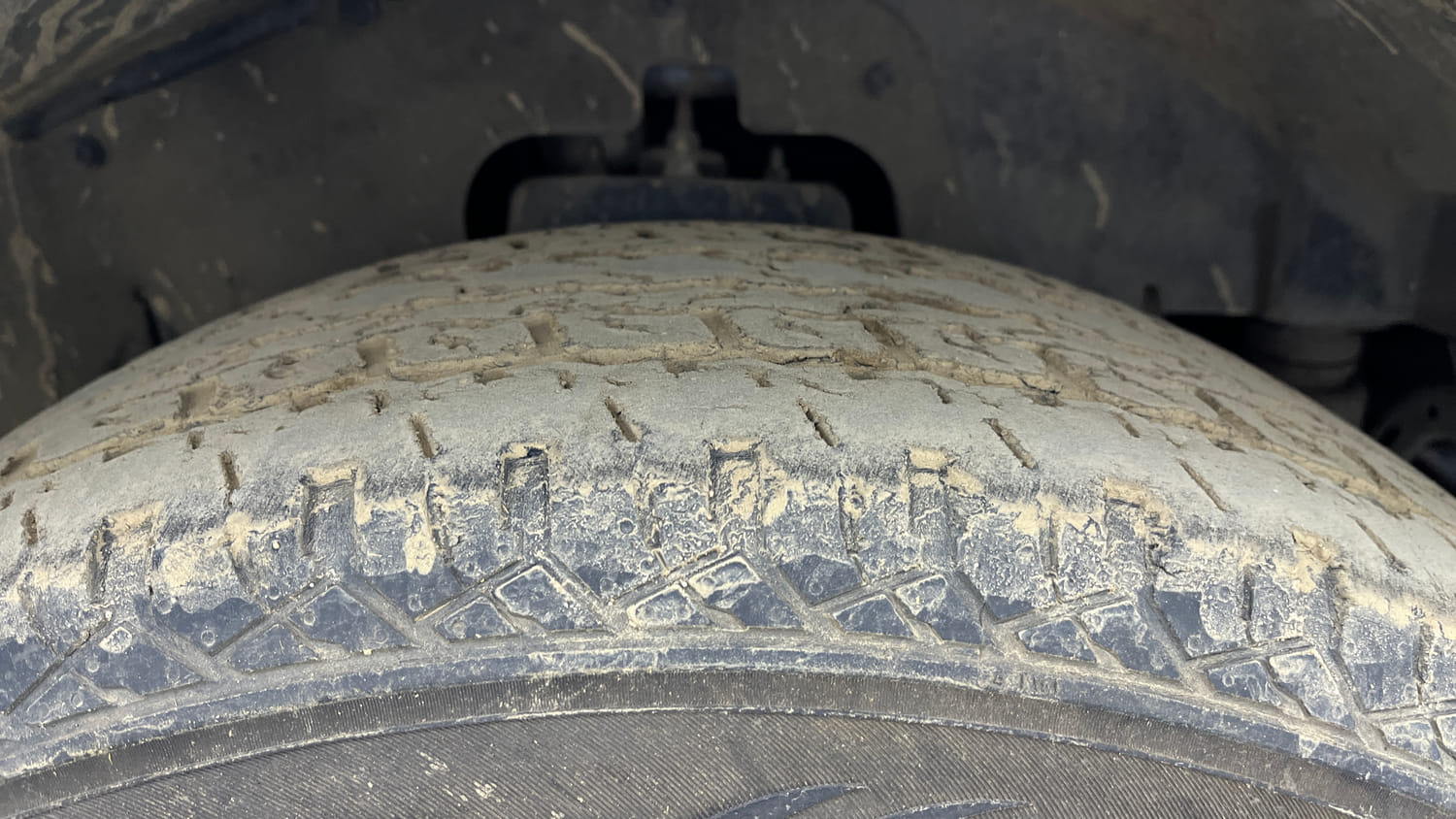 Used 2021 mahindra Thar LX Hard Top Diesel AT 4WD Diesel Automatic tyres RIGHT FRONT TYRE TREAD VIEW