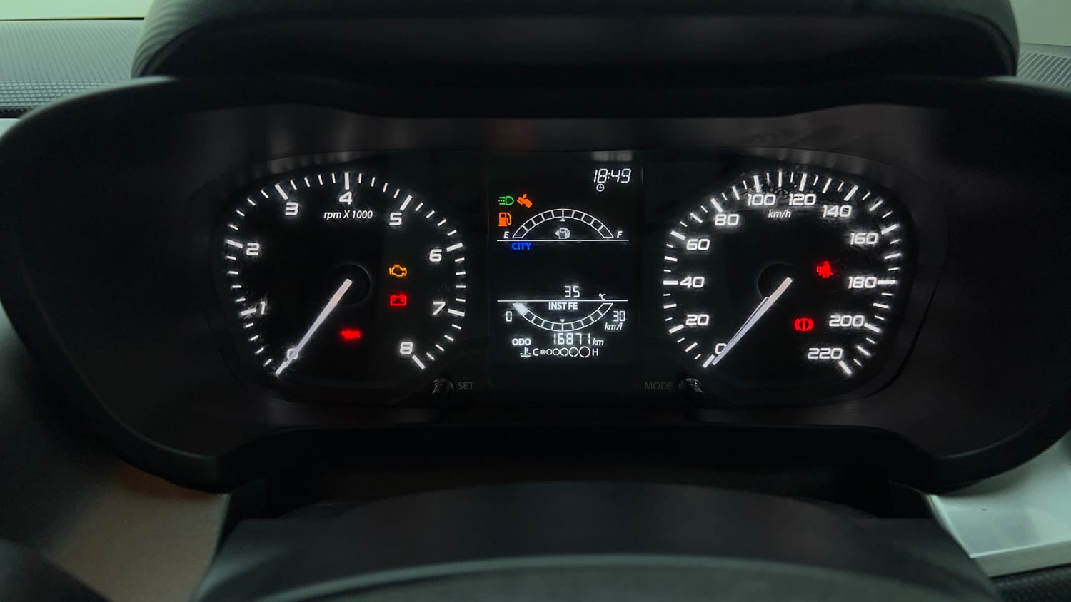 Used 2023 Tata Altroz XT 1.2 Cng(o/s fitted) Cng Manual interior CLUSTERMETER VIEW