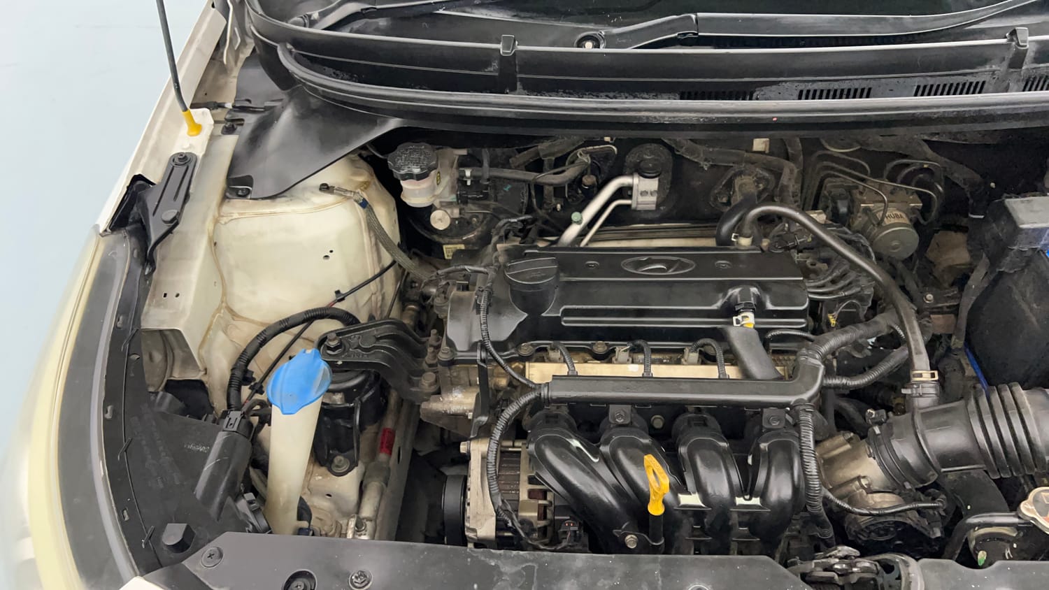 Used 2016 Hyundai Elite i20 Asta 1.2 Petrol Manual engine ENGINE RIGHT SIDE VIEW