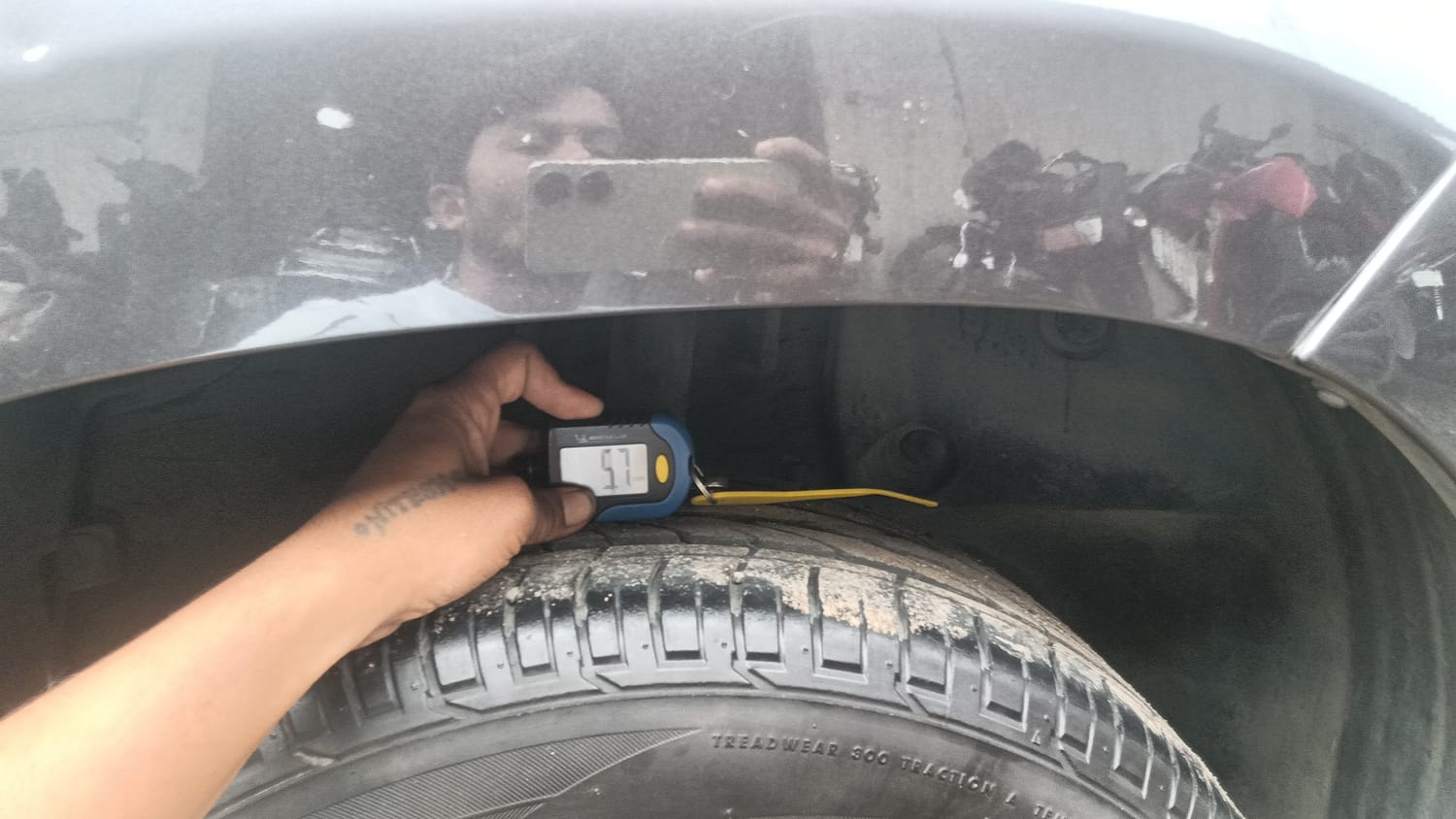 Used 2021 Renault Duster RXZ 1.3 Turbo Petrol CVT Petrol Automatic tyres LEFT REAR TYRE TREAD VIEW