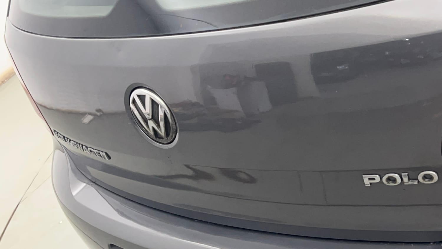 Used 2013 Volkswagen Polo Trendline 1.2L (P) Petrol Manual dents MINOR DENT