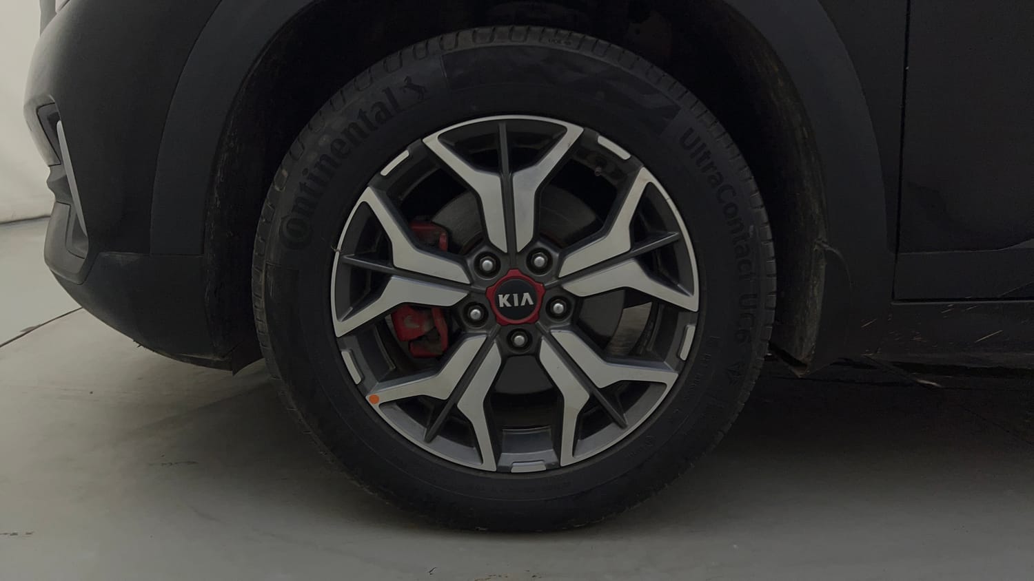 Used 2019 kia Seltos GTX Plus DCT 1.4 Petrol Automatic tyres LEFT FRONT TYRE RIM VIEW