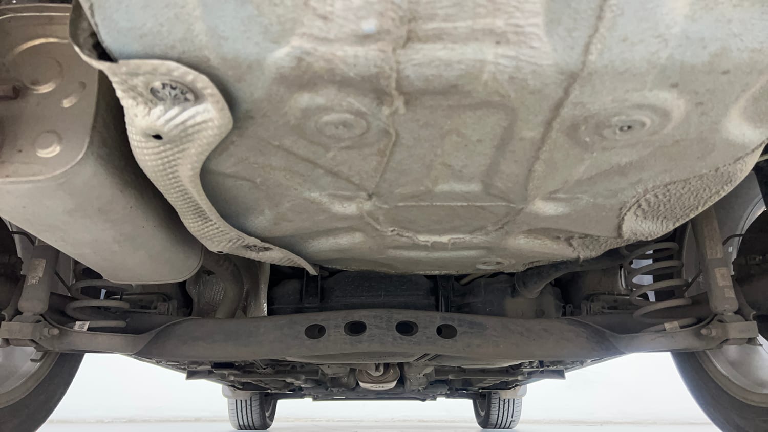 Used 2024 Skoda Slavia Ambition 1.0L TSI AT Petrol Automatic extra REAR UNDERBODY VIEW (TAKEN FROM REAR)