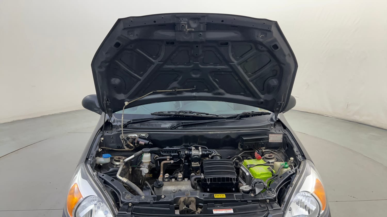 Used 2017 Maruti Suzuki Alto 800 LXi Petrol Manual engine ENGINE & BONNET OPEN FRONT VIEW