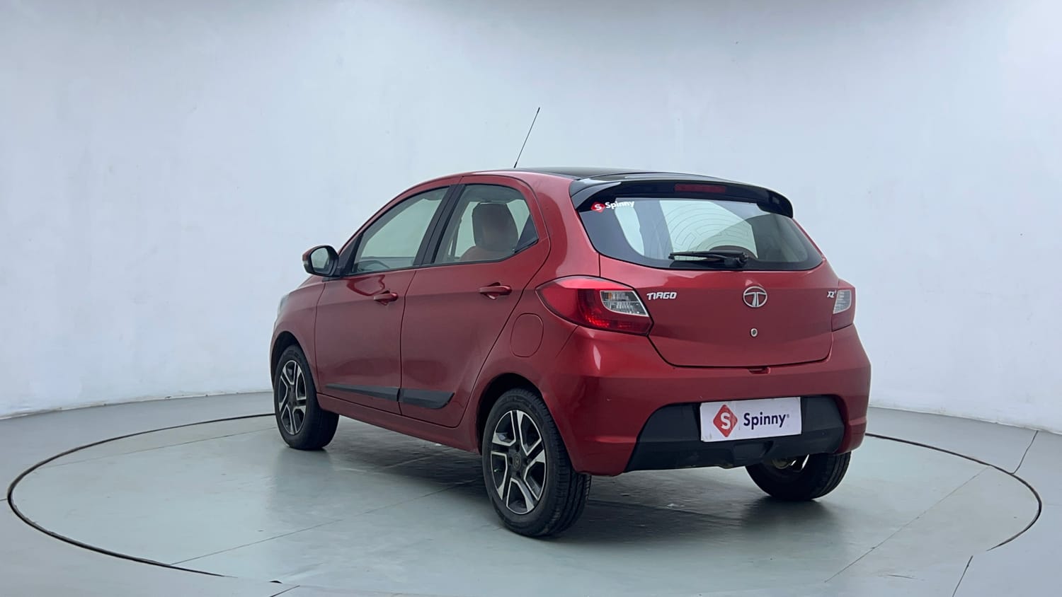 Used 2019 Tata Tiago XZ+ Petrol+cng(outside fitted) Cng Manual exterior LEFT REAR CORNER VIEW
