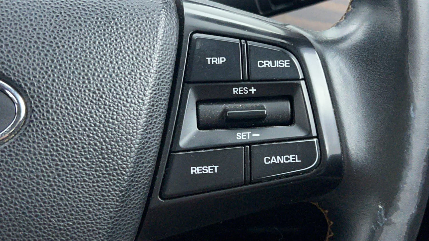 Used 2019 Hyundai Creta SX 1.6 AT Petrol Petrol Automatic top_features Cruise control