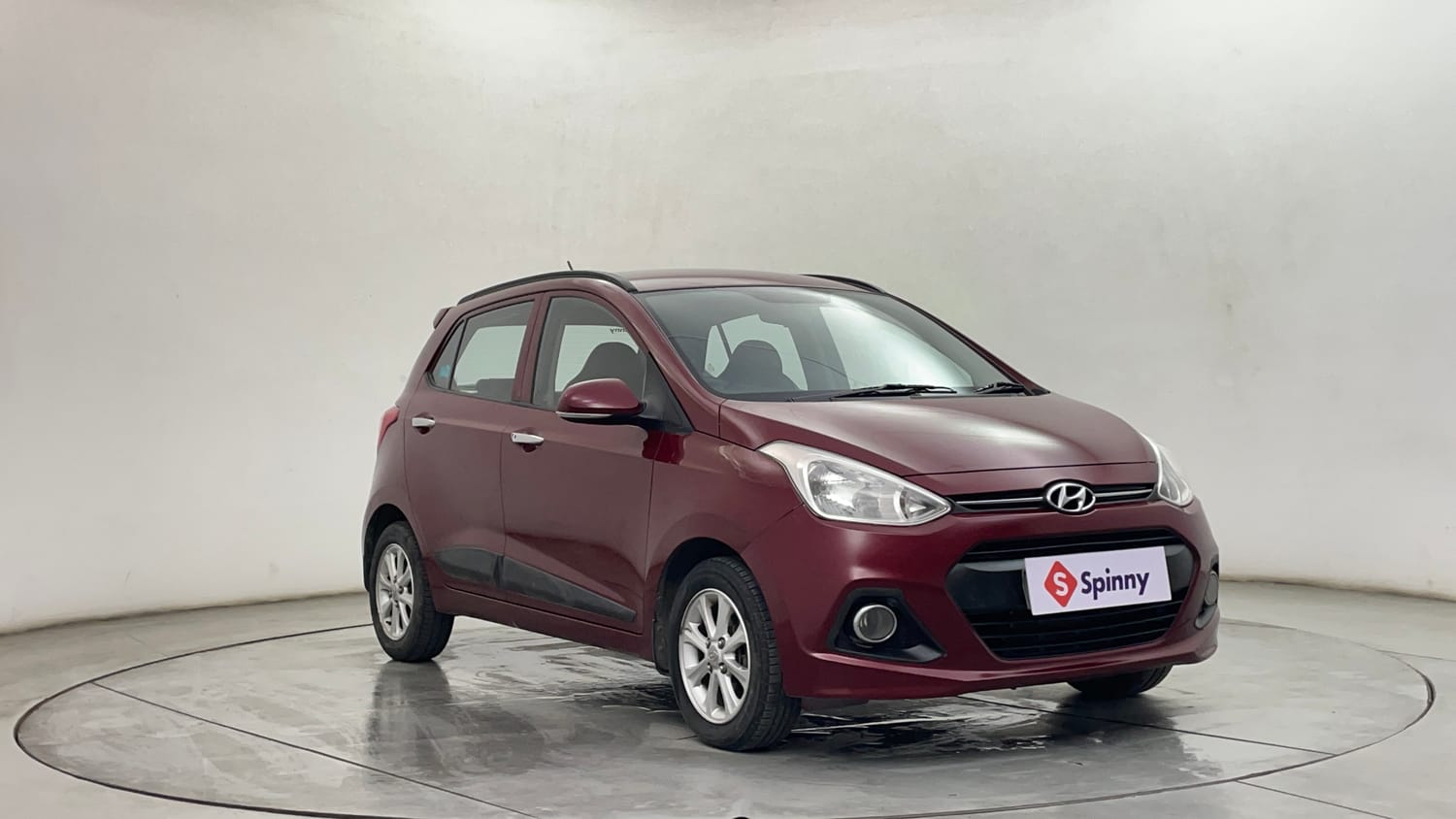 Used 2014 Hyundai Grand i10 Asta AT 1.2 Kappa VTVT Petrol Automatic exterior RIGHT FRONT CORNER VIEW