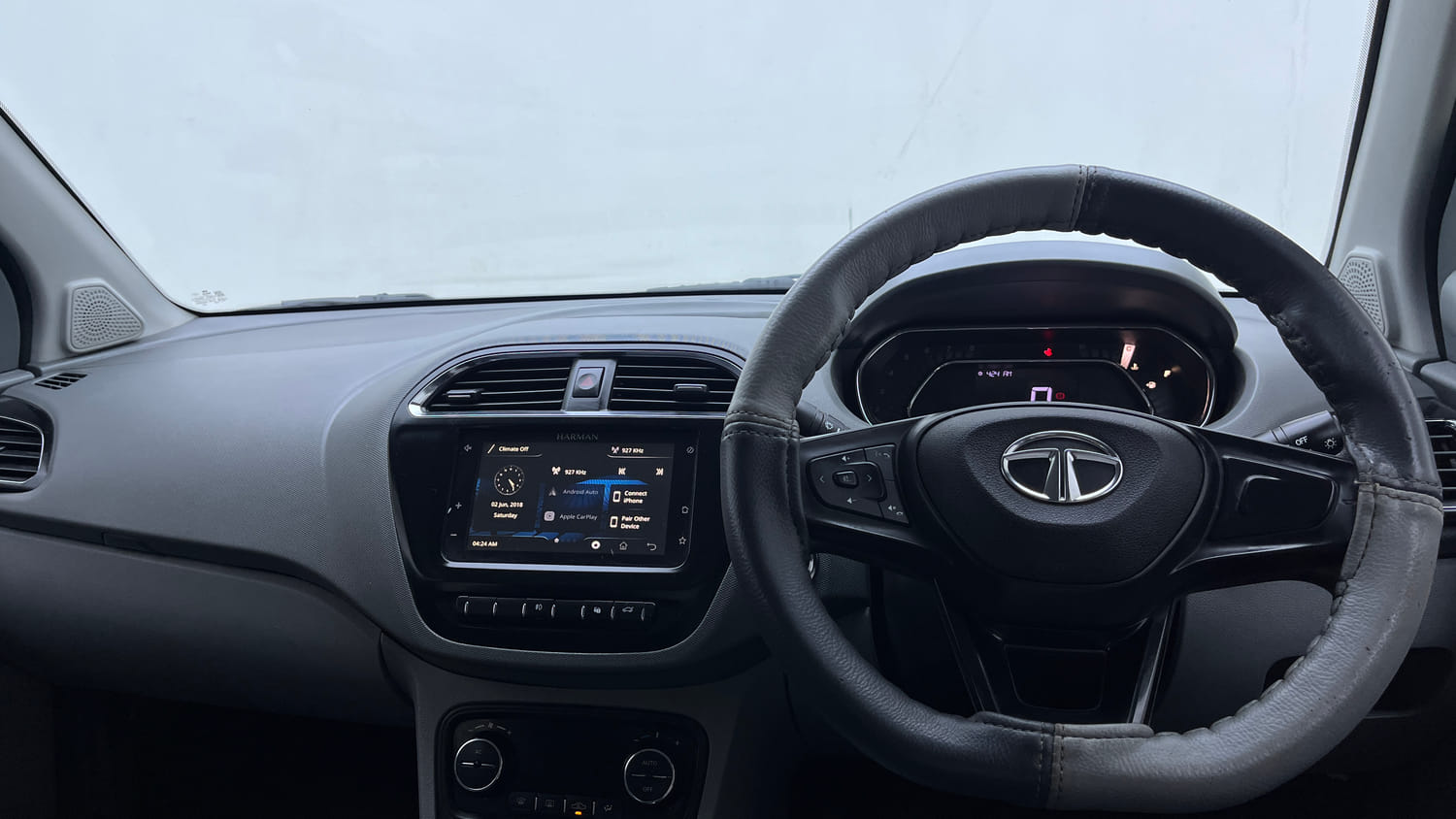 Used 2021 Tata Tigor XZ Plus Petrol Manual interior DASHBOARD VIEW