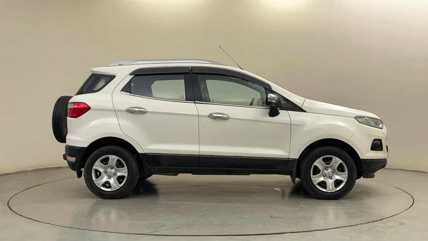 Used 2016 Ford EcoSport Ambiente 1.5L TDCi Diesel Manual exterior RIGHT SIDE VIEW