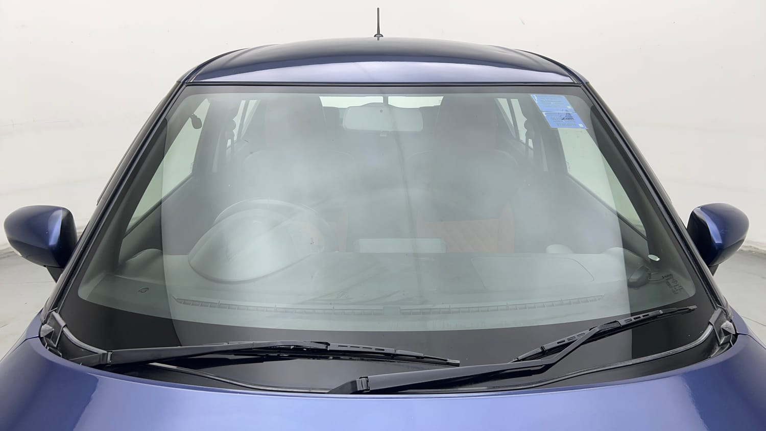 Used 2019 Maruti Suzuki Ignis Delta 1.2 MT Petrol Manual exterior FRONT WINDSHIELD VIEW