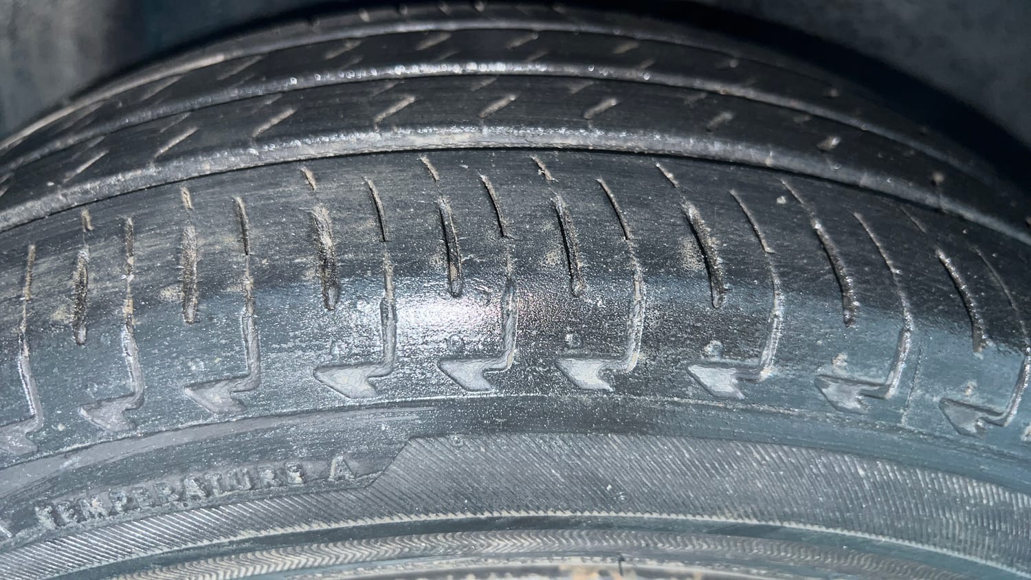 Used 2019 Maruti Suzuki Ignis Delta 1.2 MT Petrol Manual tyres RIGHT FRONT TYRE TREAD VIEW