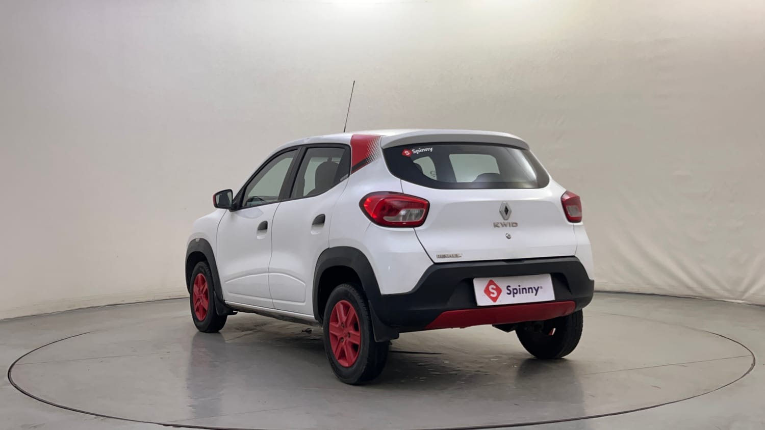 Used 2018 renault Kwid 1.0 RXL Anniversary Edition Petrol Manual exterior LEFT REAR CORNER VIEW