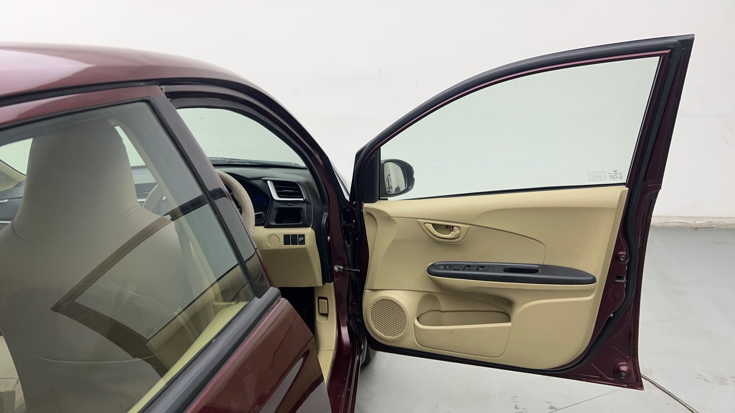 Used 2016 Honda Amaze 1.2 S i-VTEC Petrol Manual interior RIGHT FRONT DOOR OPEN VIEW