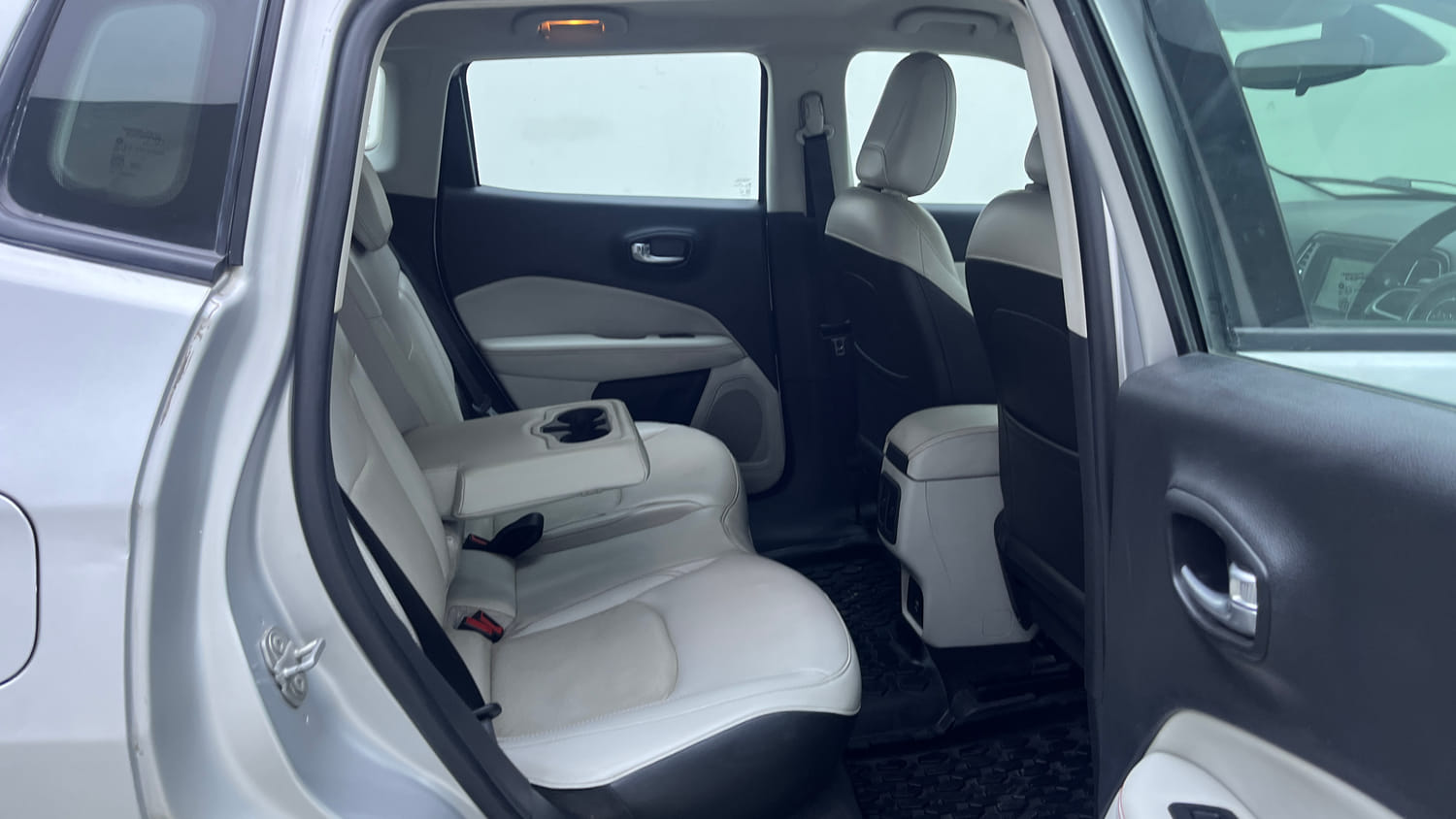 Used 2018 Jeep Compass Limited (O) 2.0 Diesel Diesel Manual interior RIGHT SIDE REAR DOOR CABIN VIEW