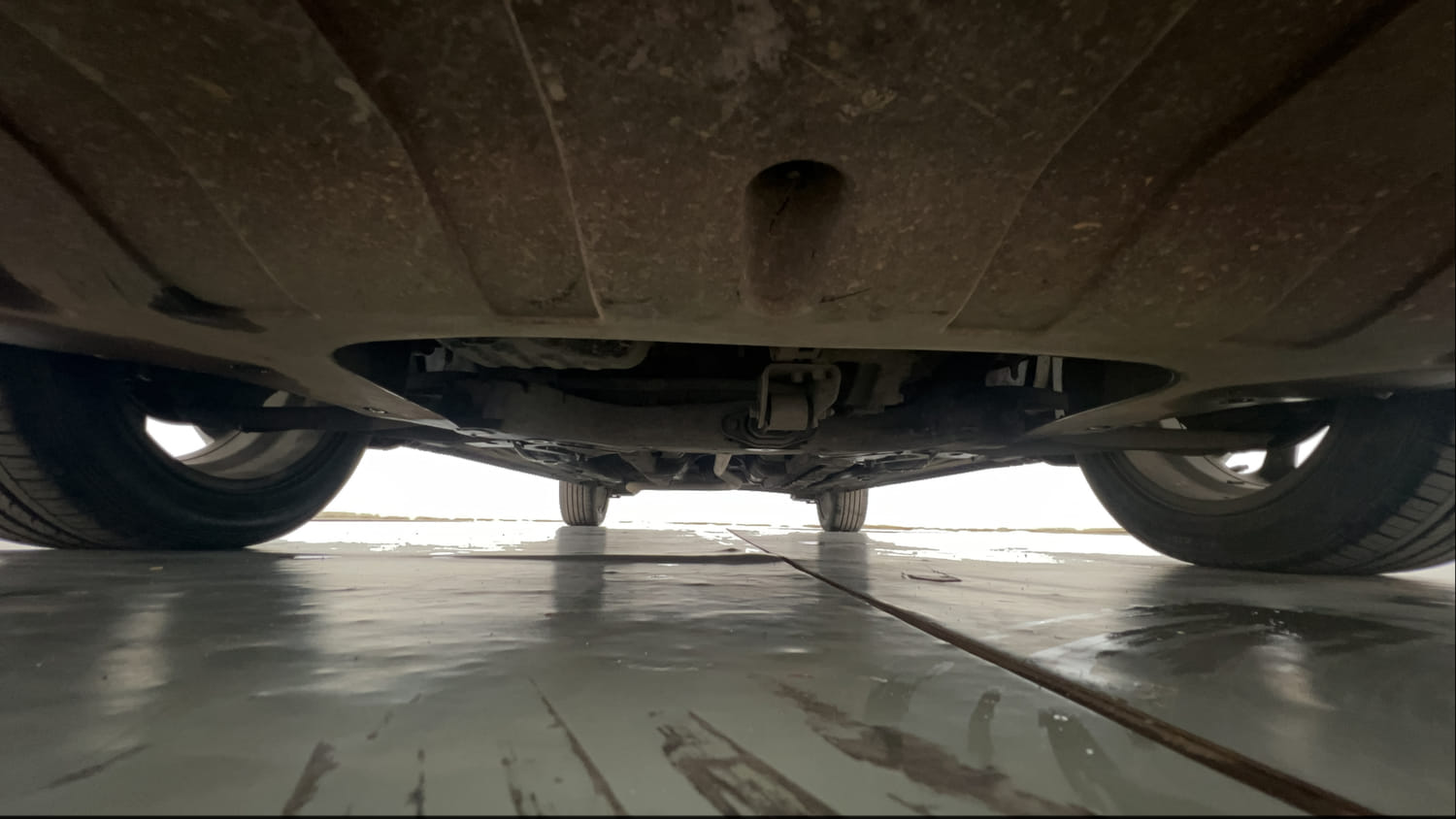Used 2014 Hyundai Elite i20 Asta 1.2 Petrol Manual extra FRONT LEFT UNDERBODY VIEW