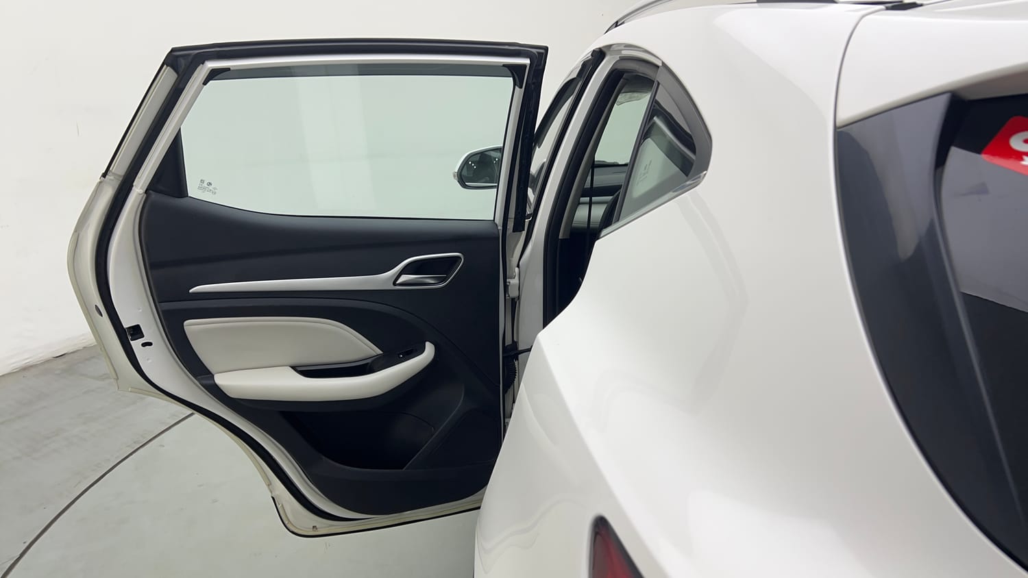 Used 2023 MG Motors Astor Super EX 1.5 MT Petrol Manual interior LEFT REAR DOOR OPEN VIEW
