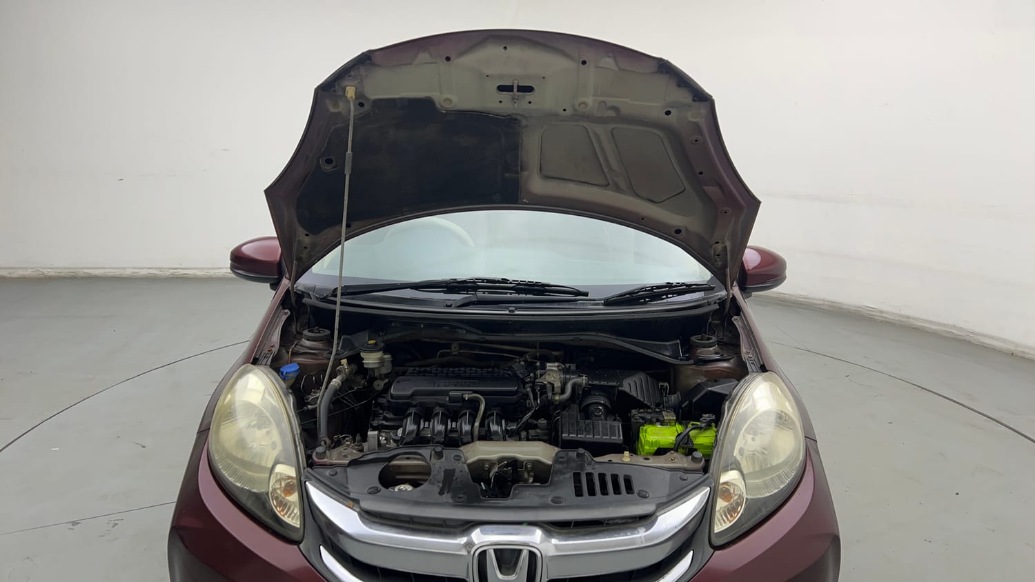 Used 2016 Honda Amaze 1.2 S i-VTEC Petrol Manual engine ENGINE & BONNET OPEN FRONT VIEW