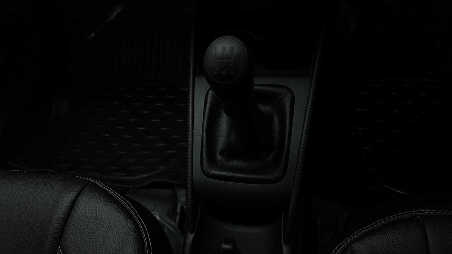 Used 2024 Maruti Suzuki Baleno Sigma MT Petrol Manual interior GEAR  KNOB VIEW