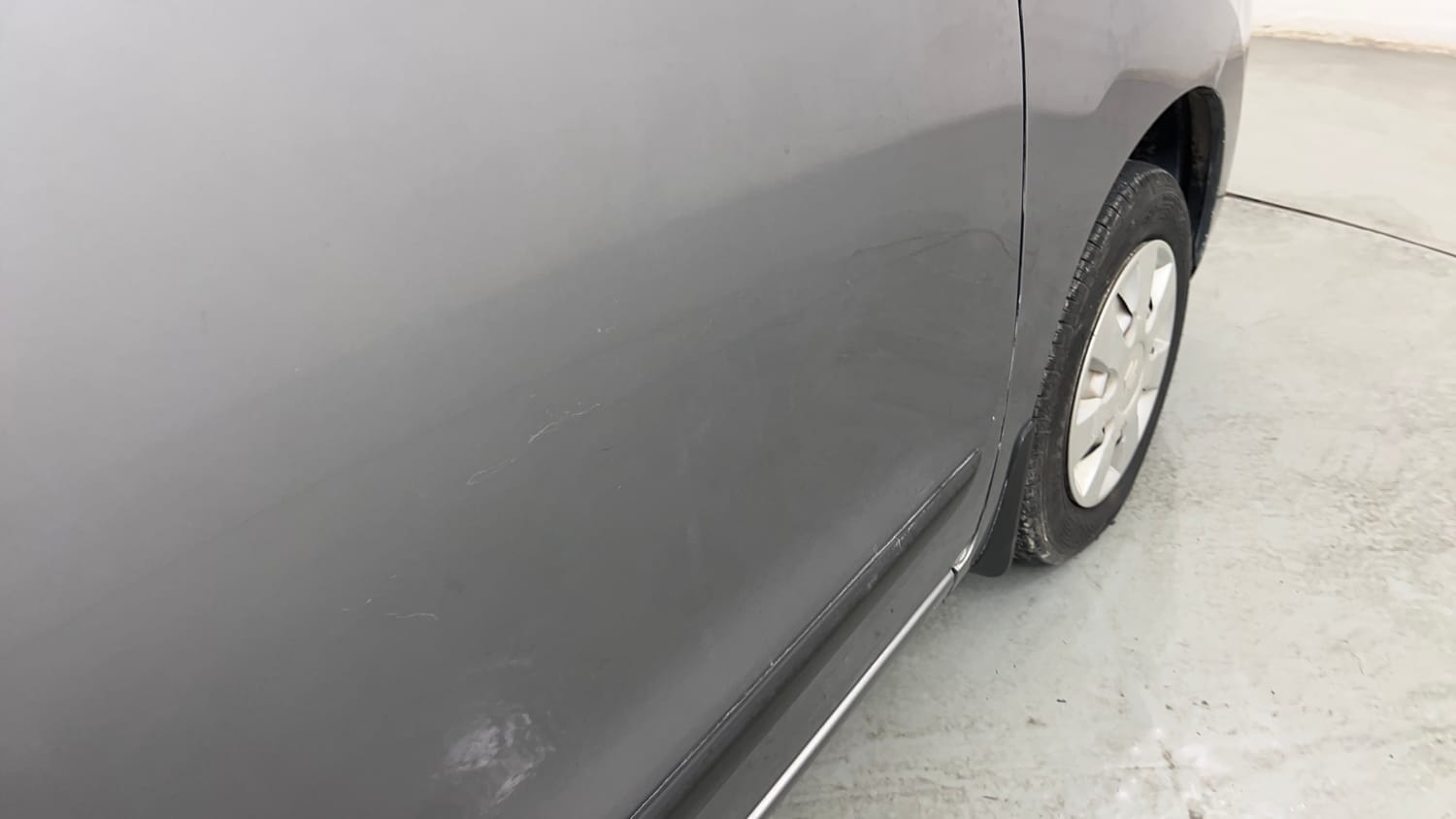 Used 2014 Maruti Suzuki Wagon R LXI CNG Cng Manual dents MINOR SCRATCH