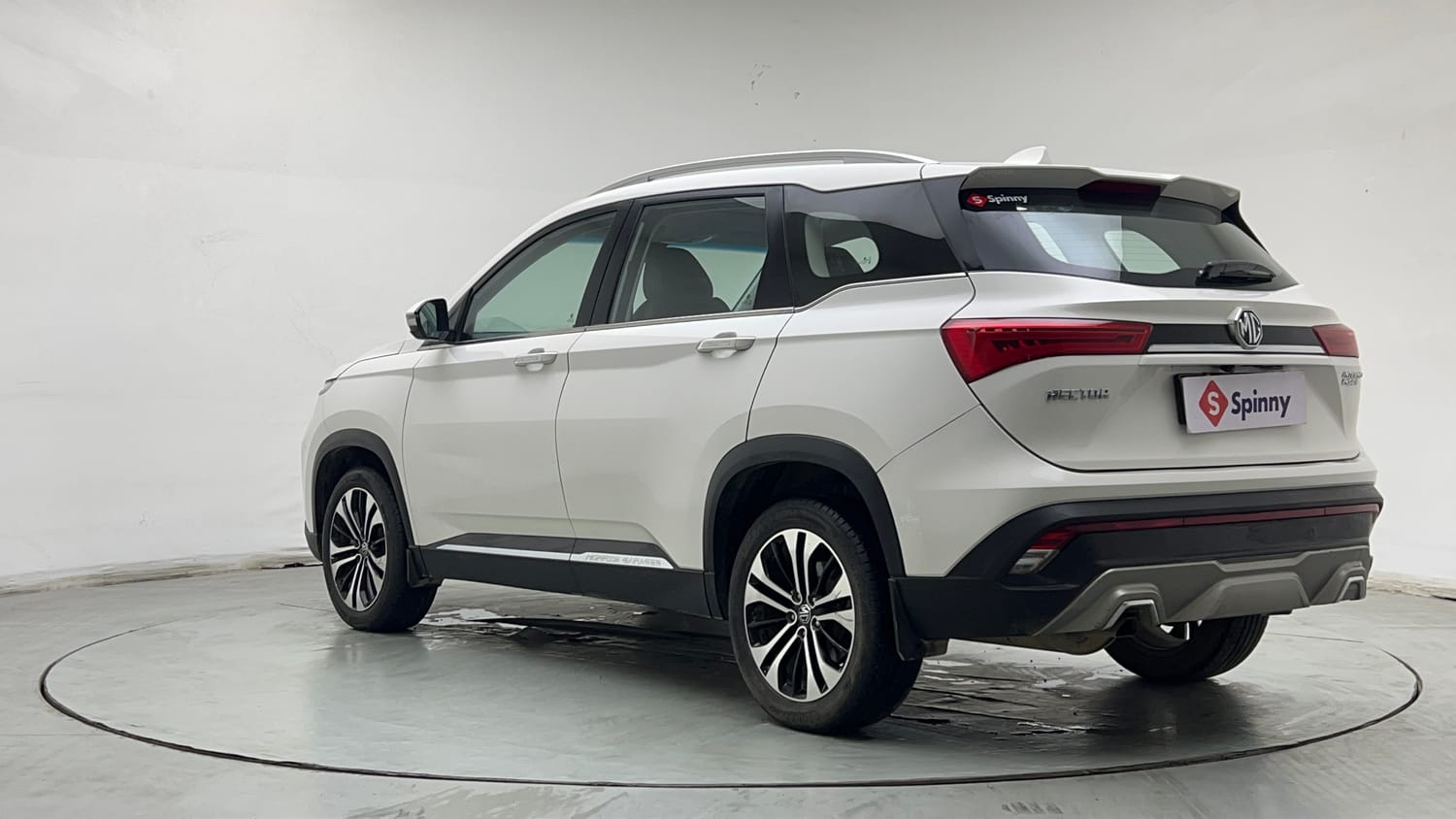 Used 2021 MG Motors Hector Sharp 1.5 Petrol Turbo DCT Petrol Automatic exterior LEFT REAR CORNER VIEW