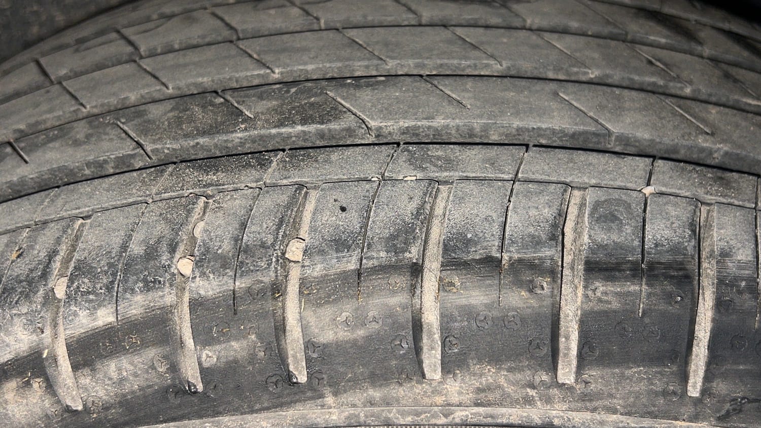 Used 2021 MG Motors Hector Sharp 1.5 Petrol Turbo DCT Petrol Automatic tyres LEFT REAR TYRE TREAD VIEW