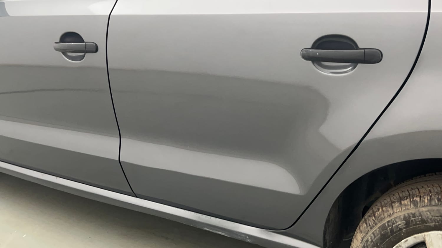 Used 2013 Volkswagen Polo Trendline 1.2L (P) Petrol Manual dents MINOR DENT