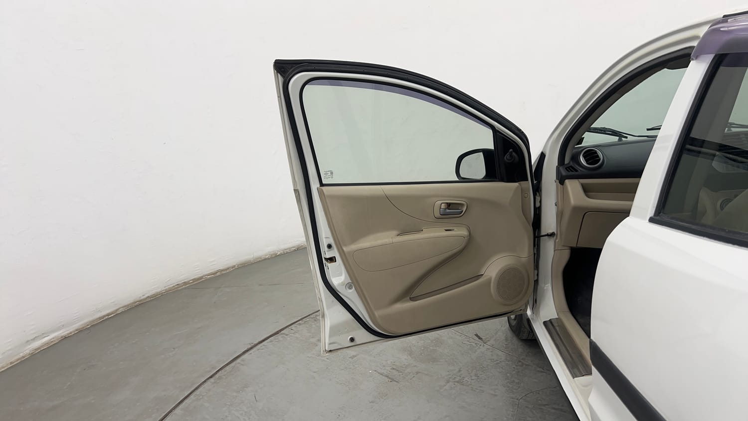 Used 2013 Maruti Suzuki A-Star VXI Petrol Manual interior LEFT FRONT DOOR OPEN VIEW