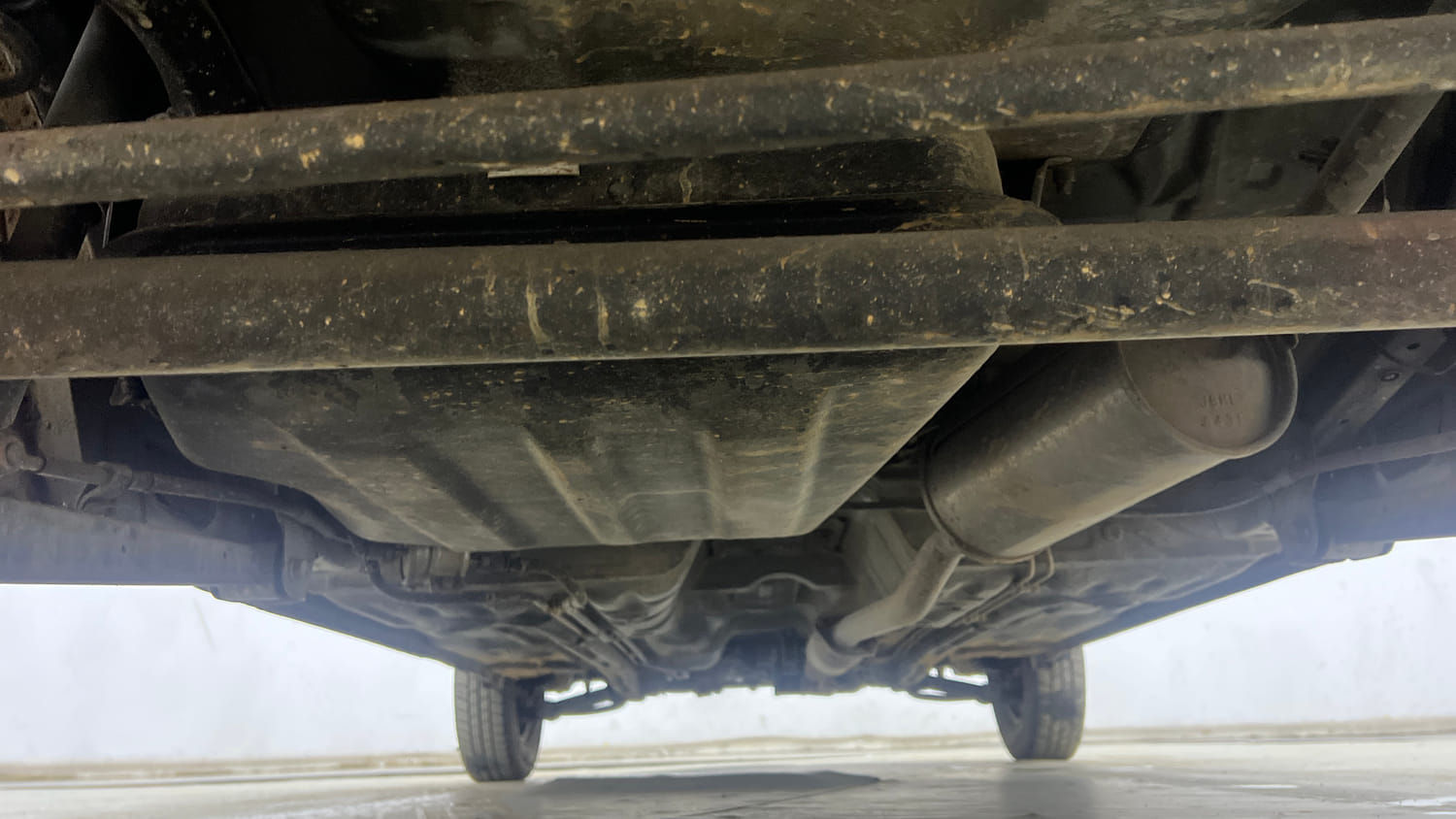 Used 2020 Maruti Suzuki Alto 800 VXi Petrol Manual extra REAR UNDERBODY VIEW (TAKEN FROM REAR)