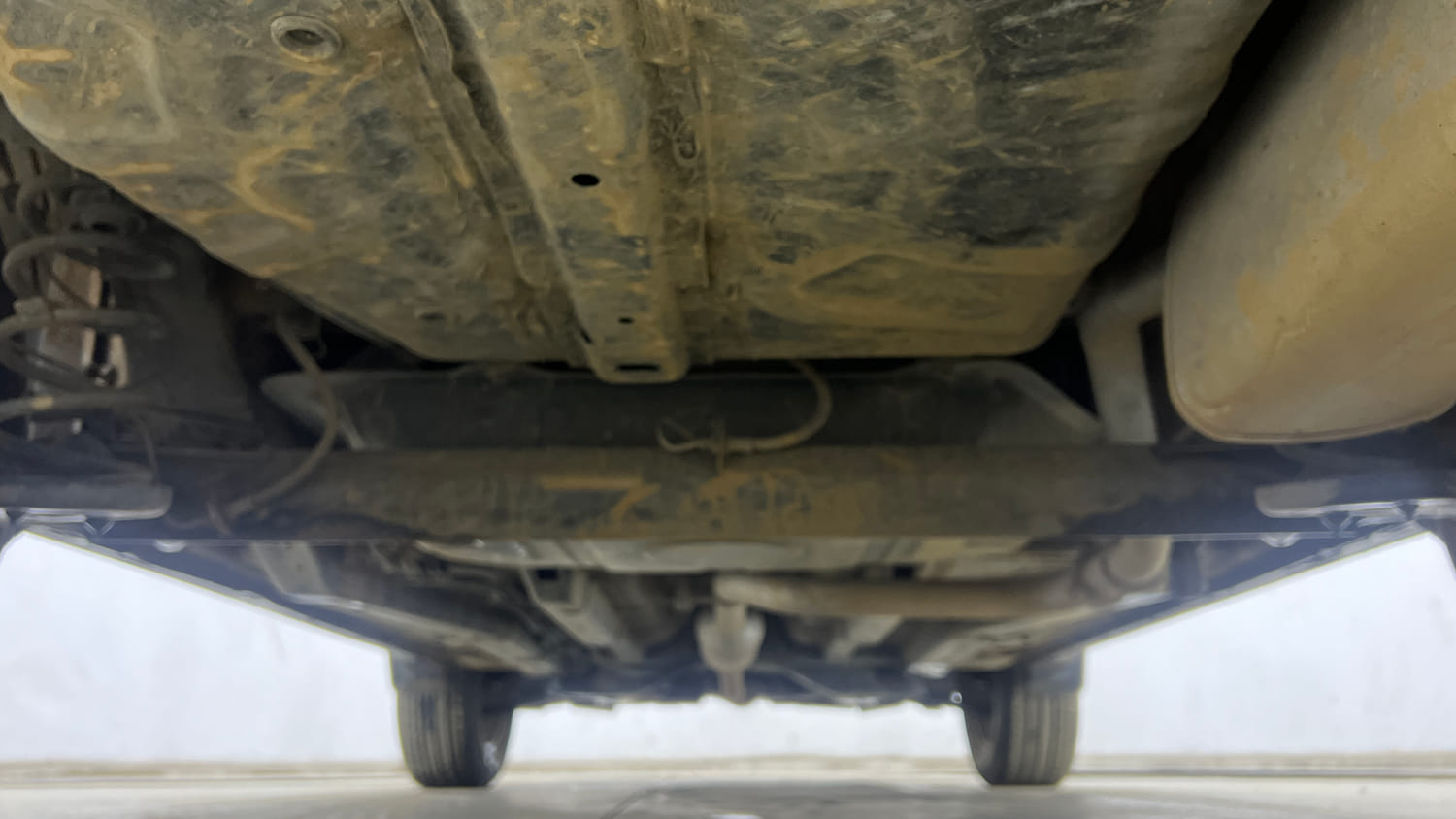 Used 2023 Tata Nexon XZ Plus (L) Petrol Manual extra REAR UNDERBODY VIEW (TAKEN FROM REAR)