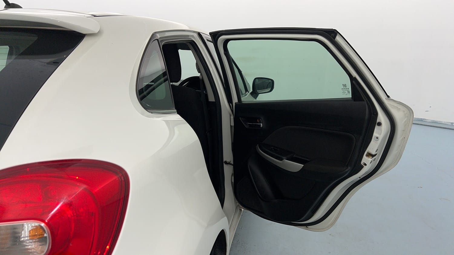 Used 2019 Maruti Suzuki Baleno Zeta 1.2 Petrol Manual interior RIGHT REAR DOOR OPEN VIEW